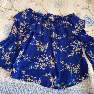 Over the shoulder top